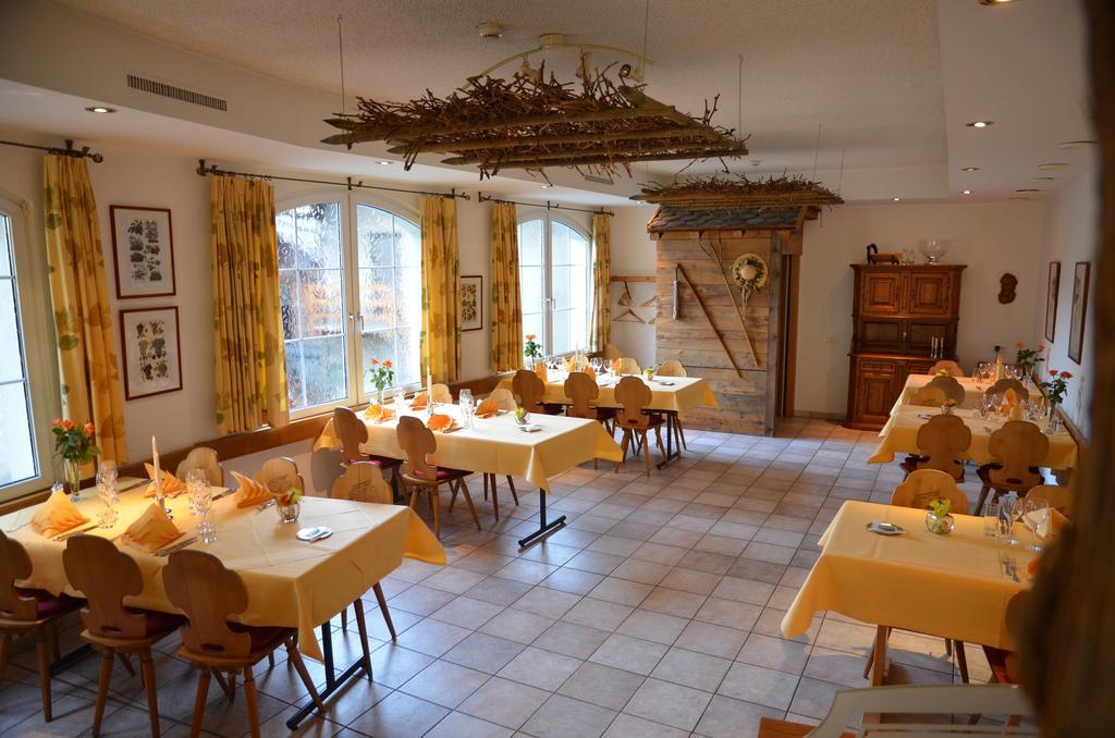 Hotel Arkanum Salgesch Екстериор снимка